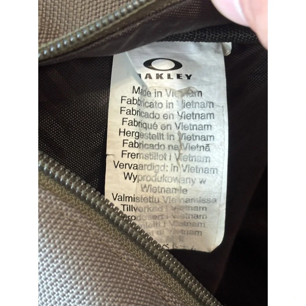 Oakley metal 30l